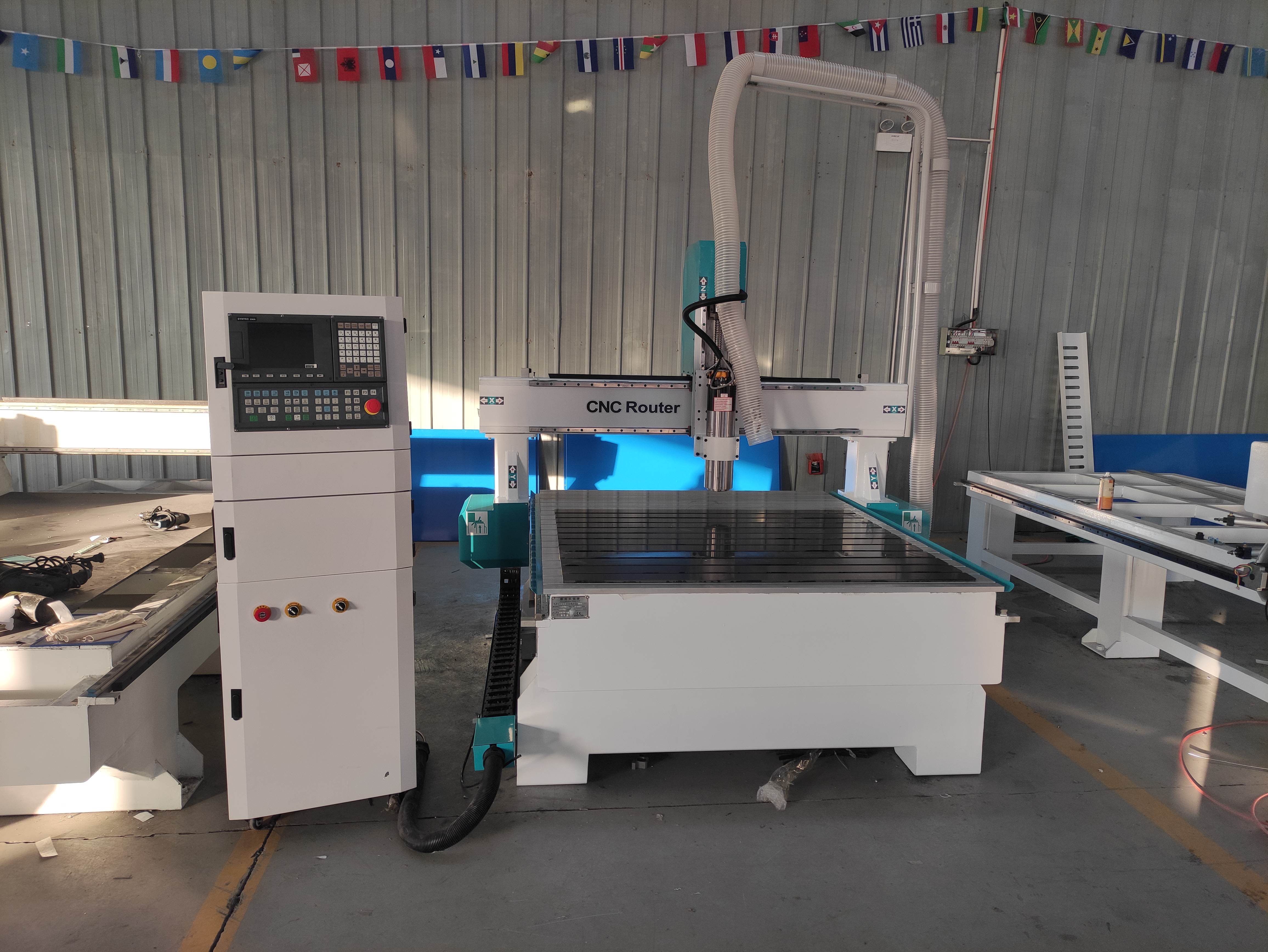 五軸雕刻機(jī)點(diǎn)接觸和線接觸加工方式